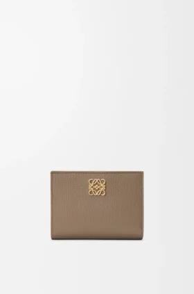 Anagram Compact Wallet in Pebble Grained Calfskin