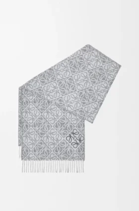 Anagram Scarf in Wool and Cashmere
