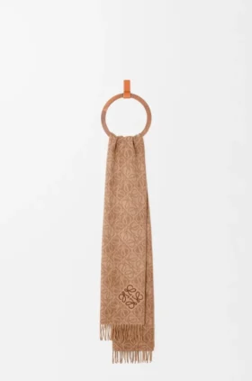 Anagram Scarf in Wool and Cashmere