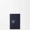 Anagram Small Vertical Wallet in Pebble Grained Calfskin Anagram Small Vertical Wallet in Pebble Grained Calfskin