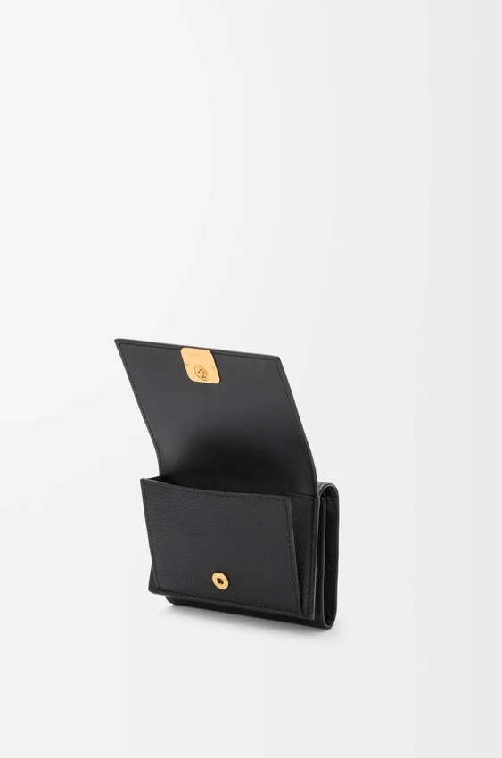 Anagram Trifold Wallet in Pebble Grained Calfskin Anagram Trifold Wallet in Pebble Grained Calfskin