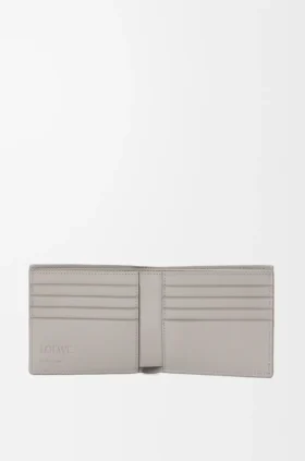 Bifold Wallet in Textured Classic Calfskin
