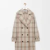 Coat in Wool and Cashmere Blend Coat in Wool and Cashmere Blend