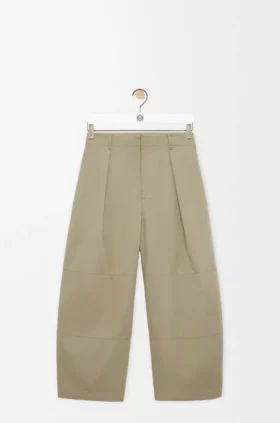 Cropped Trousers in Cotton Cropped Trousers in Cotton
