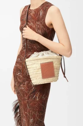 Drawstring Bucket in Palm Leaf and Calfskin