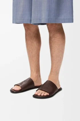 Flex Anagram Slide in Soft Calfskin