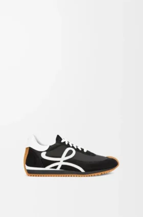 Flow Runner in Nylon and Suede