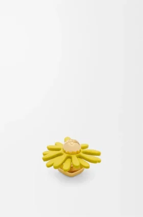 Flower Pin in Calfskin