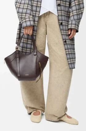 Hammock Flip Bag in Classic Calfskin