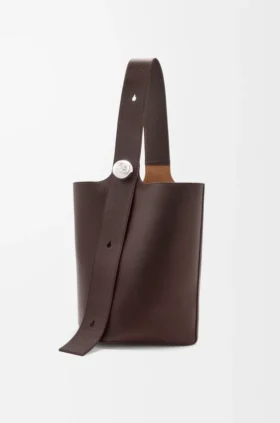 Large Pebble Bucket in Supple Grained Calfskin