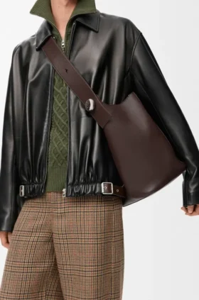 Large Pebble Bucket in Supple Grained Calfskin