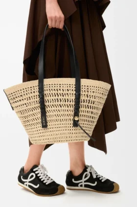 Medium Braid Basket in Iraca Palm and Calfskin