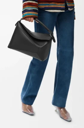Medium Puzzle Edge Bag in Classic Calfskin