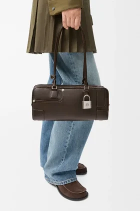 panta amazona 31 cropped bag in shiny calfskin 2 280x423 - Panta Amazona 31 Cropped Bag in Shiny Calfskin