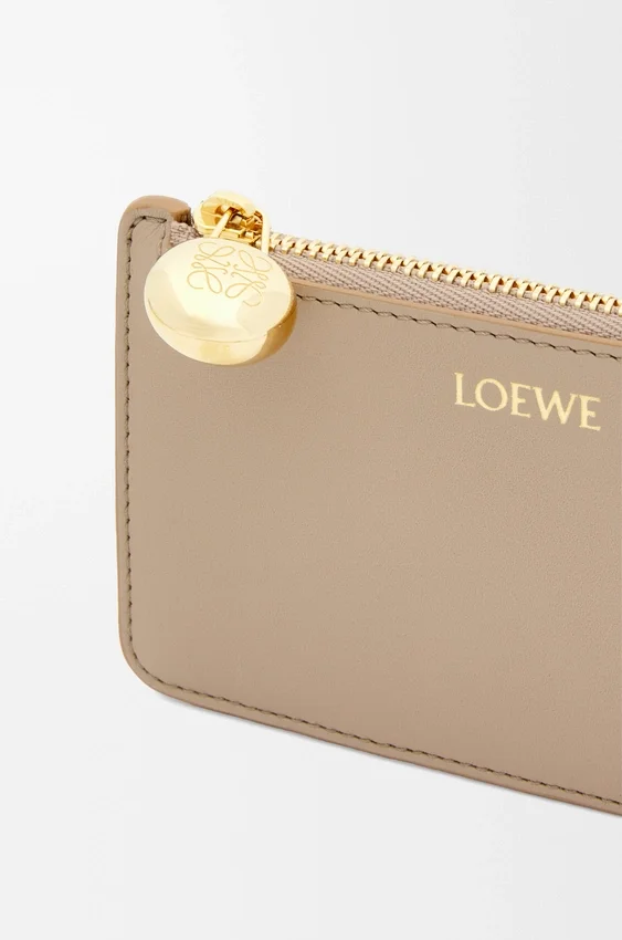 Pebble Coin Cardholder in Shiny Nappa Calfskin Pebble Coin Cardholder in Shiny Nappa Calfskin