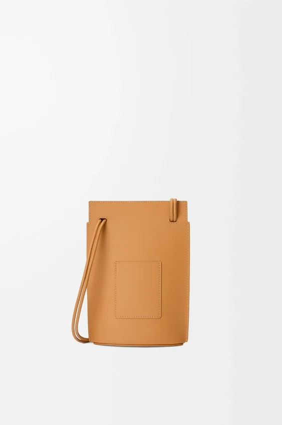 Pebble Dice Pocket in Classic Calfskin Pebble Dice Pocket in Classic Calfskin