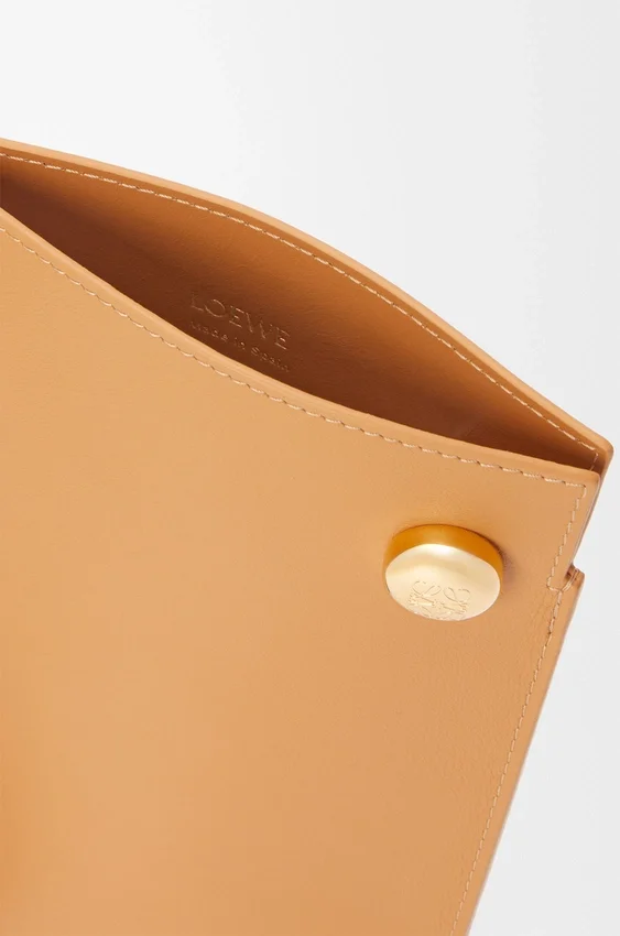 Pebble Dice Pocket in Classic Calfskin Pebble Dice Pocket in Classic Calfskin