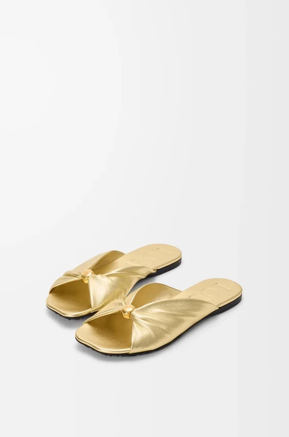 Pebble Soft Slide in Laminated Lambskin Pebble Soft Slide in Laminated Lambskin