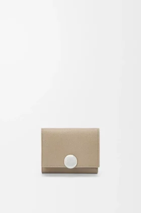 Pebble Trifold Wallet in Pebble Grained Calfskin
