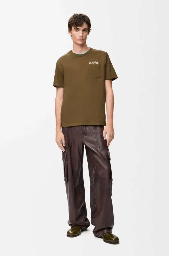 Relaxed Fit T-Shirt in Cotton Relaxed Fit T-Shirt in Cotton