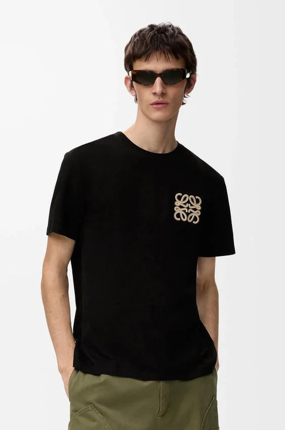 Relaxed Fit T-Shirt in Cotton Relaxed Fit T-Shirt in Cotton