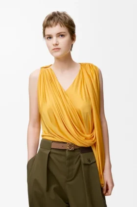 Reversible Anagram Bombé Belt in Smooth Calfskin Reversible Anagram Bombé Belt in Smooth Calfskin