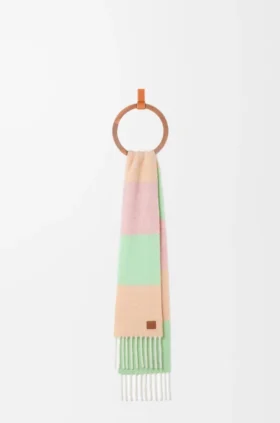Scarf in Alpaca and Wool Blend