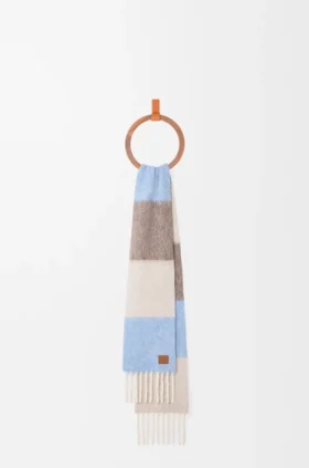 Scarf in Alpaca and Wool Blend