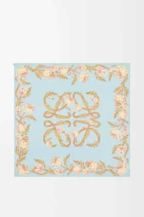 Scarf in Silk