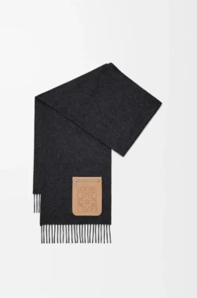 Scarf in Wool and Cashmere