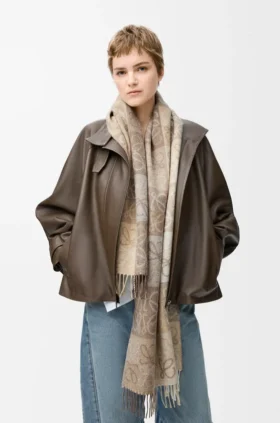 Scarf in Wool and Cashmere