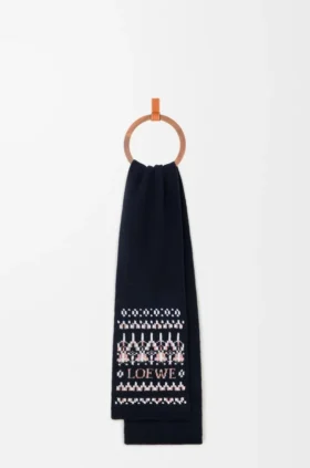 Scarf in Wool Blend
