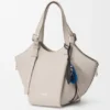 Shell Charm in Leather
