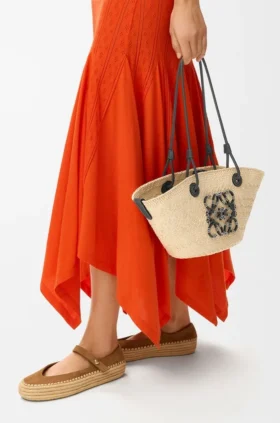 Small Anagram Basket Bag in Iraca Palm and Calfskin