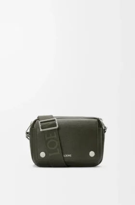 Small Pebble Messenger Bag in Supple Grained Calfskin