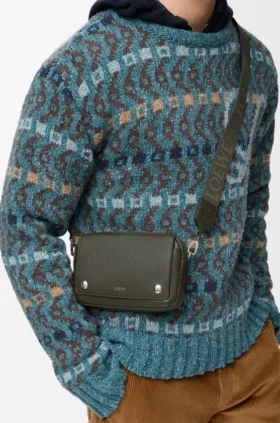 Small Pebble Messenger Bag in Supple Grained Calfskin