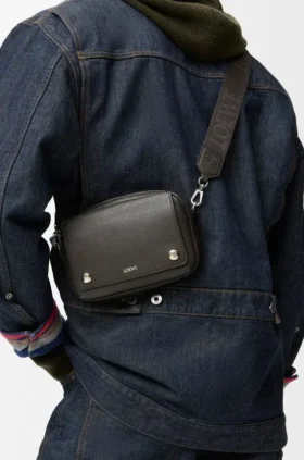 Small Pebble Messenger Bag in Supple Grained Calfskin