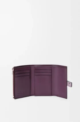 Small Vertical Wallet in Soft Grained Calfskin