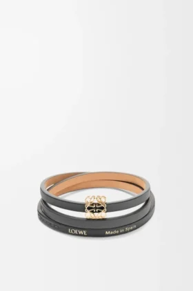 Twist Bangle in Calfskin