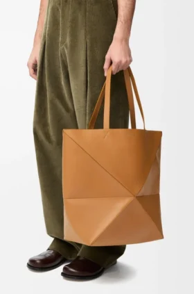 Xl Puzzle Fold Tote in Shiny Calfskin