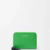 Zipped Coin Purse in Shiny Nappa Calfskin Zipped Coin Purse in Shiny Nappa Calfskin