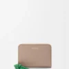 Zipped Coin Purse in Shiny Nappa Calfskin Zipped Coin Purse in Shiny Nappa Calfskin
