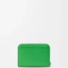 Zipped Coin Purse in Shiny Nappa Calfskin Zipped Coin Purse in Shiny Nappa Calfskin